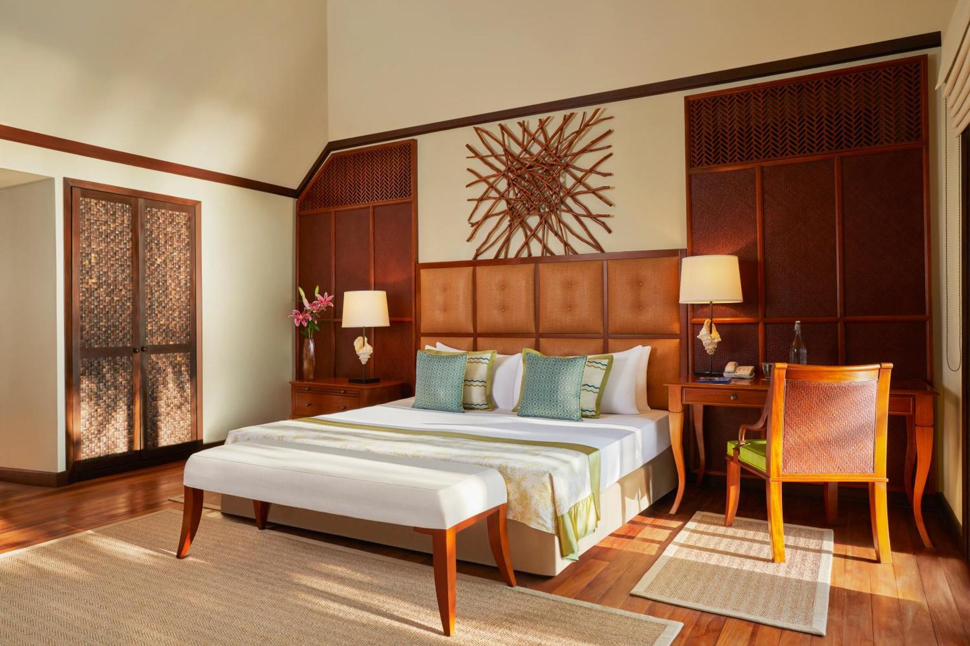 Two Bedroom Sunset Beachfront Suite with Pool